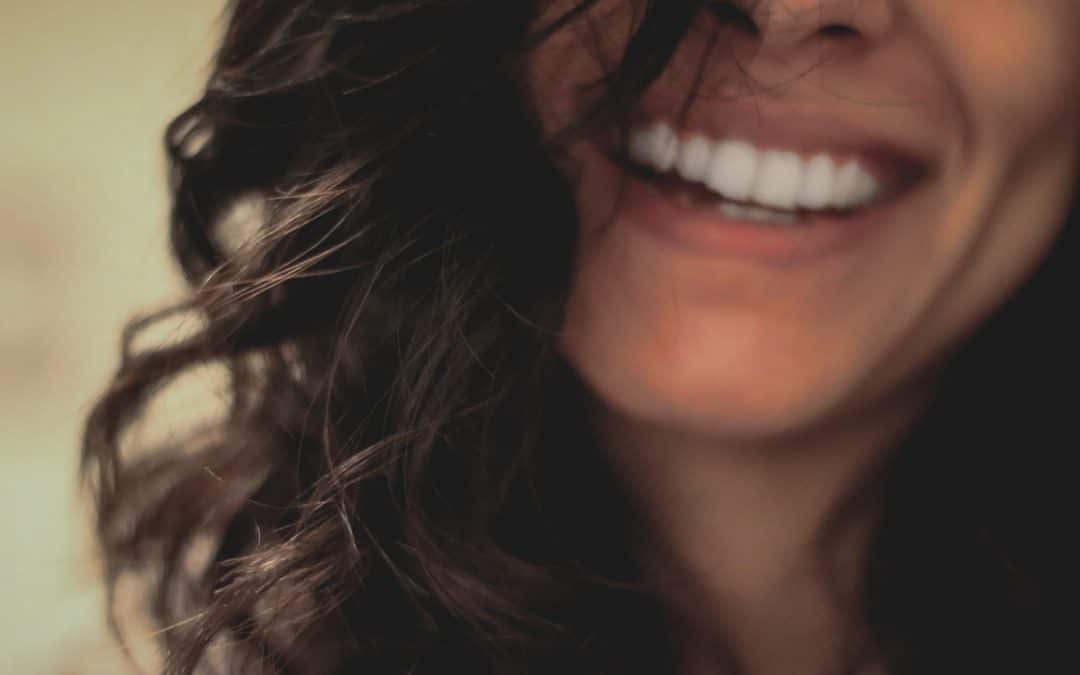 Cómo evitar o detener la descalcificación de nuestra dentadura