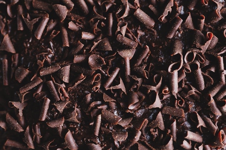 El chocolate negro es bueno para tus dientes